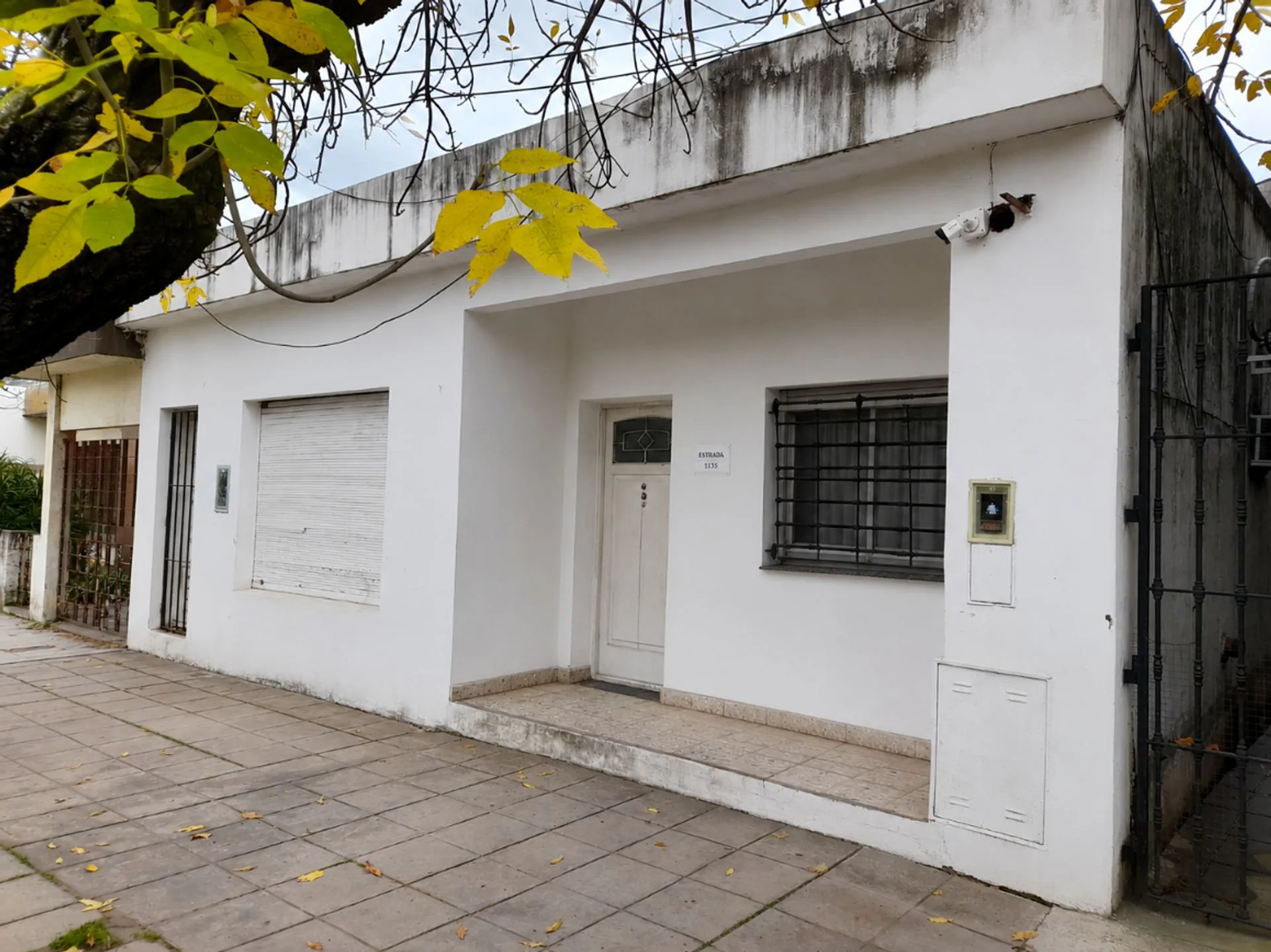 CASA EN VENTA 4 AMB CON FONDO LIBRE ESCOBAR CENTRO foto 2