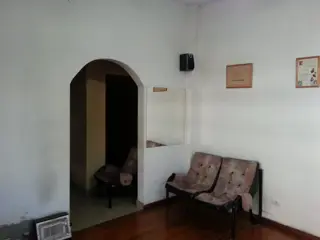 Venta Casa 3 ambientes con local al frente Billinghurst foto 4
