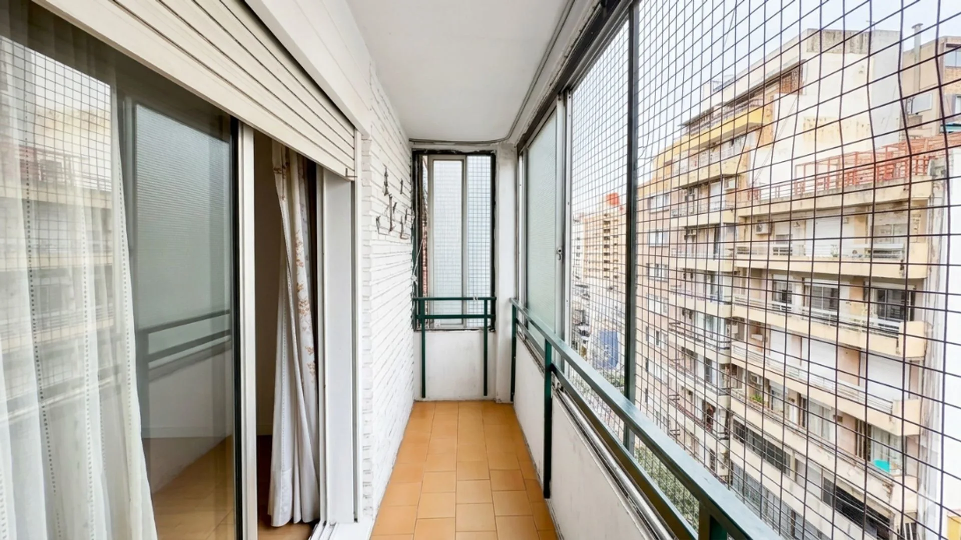 VENTA DEPARTAMENTO 2 DORMITORIOS Y COMODÍN, CENTRO foto 2