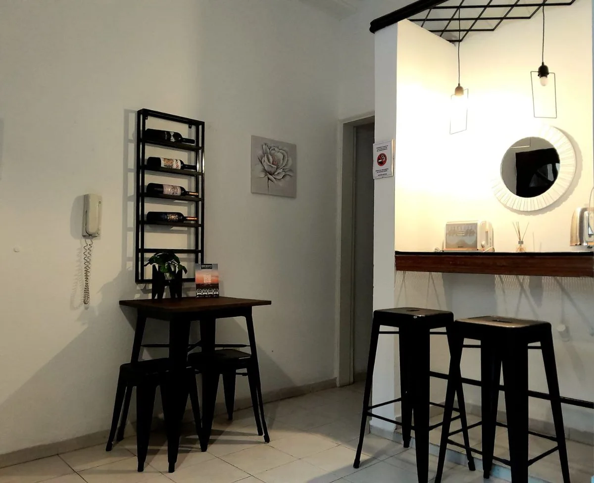 Cuatro Departamentos en PH, Calle Rondeau foto 2