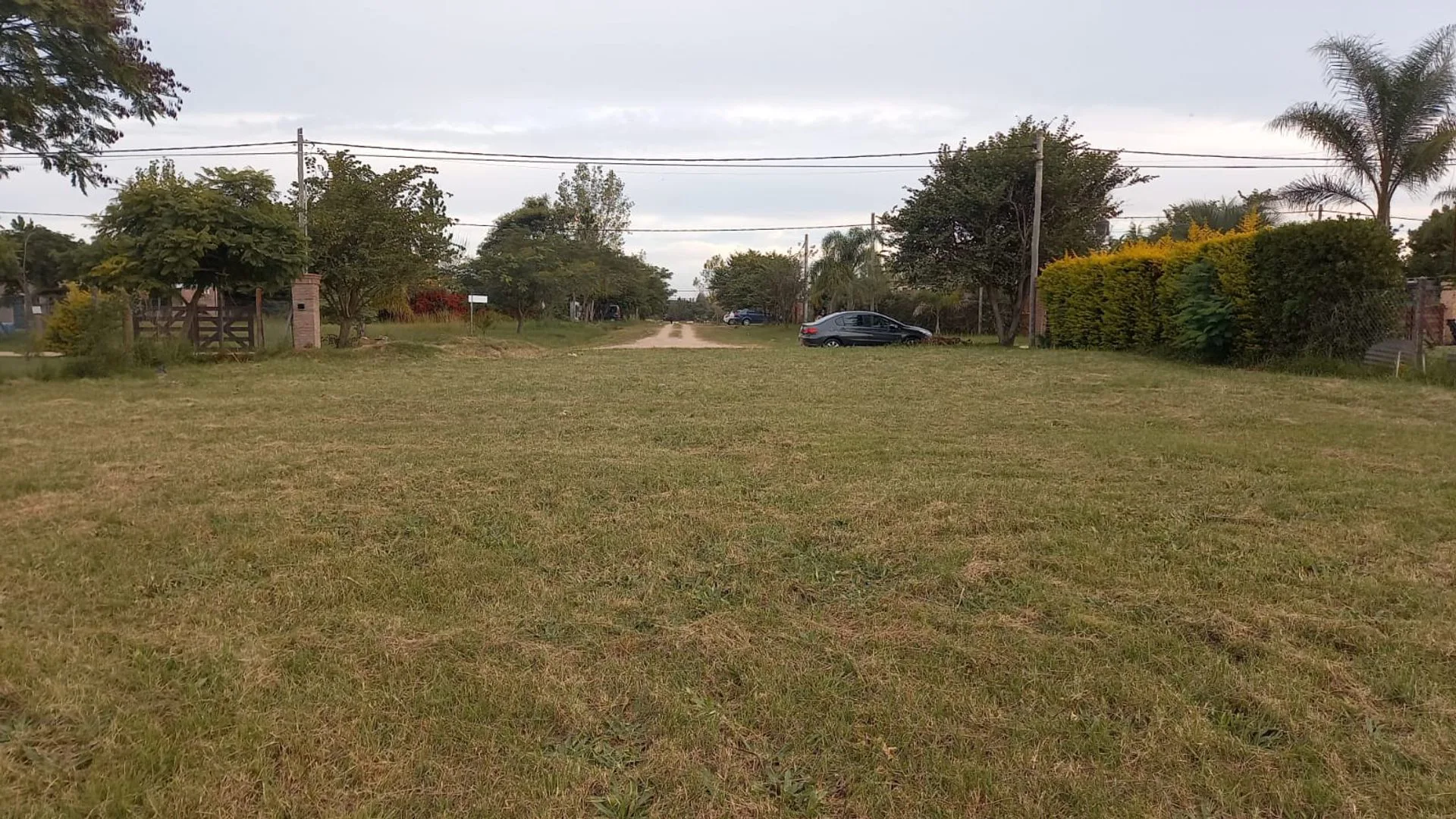 REMAX VENDE TERRENO EN JARDINES DE LA COSTA, 600M2 foto 3
