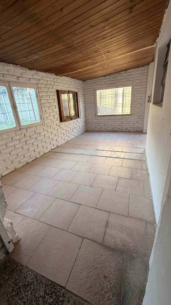 OPORTUNIDAD CASA EN VENTA EN EZEIZA foto 3
