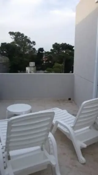 Departamento de 2 dormitorios. A 150 mts del mar. Piscina climatizada. Cochera.. Departamento en Venta. foto 4