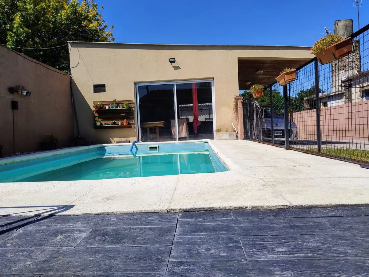 CASA EN VENTA MORENO APTA CREDITO foto 4