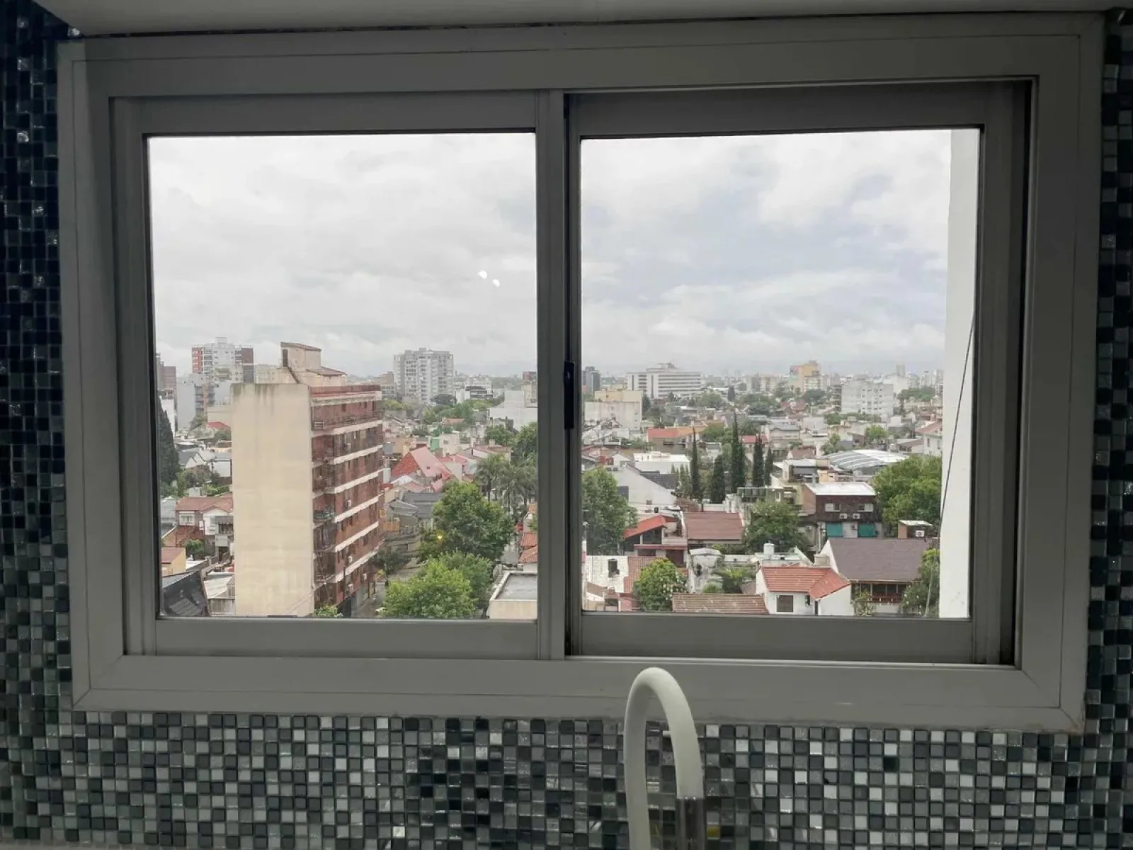 Venta departamento 3amb con Balcon.Ramos Mejia foto 3