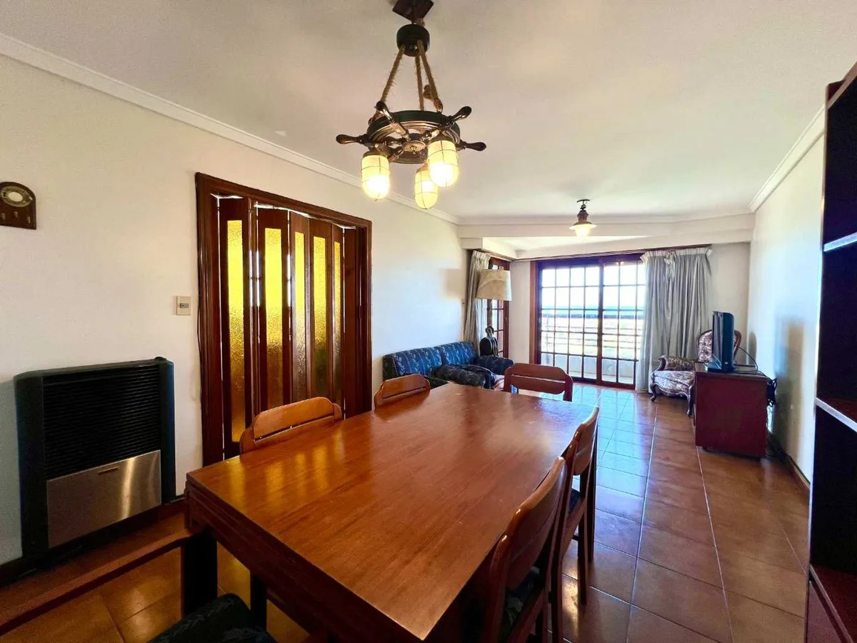 VENTA Dpto de 4AMB vista al mar c/cochera baulera foto 5