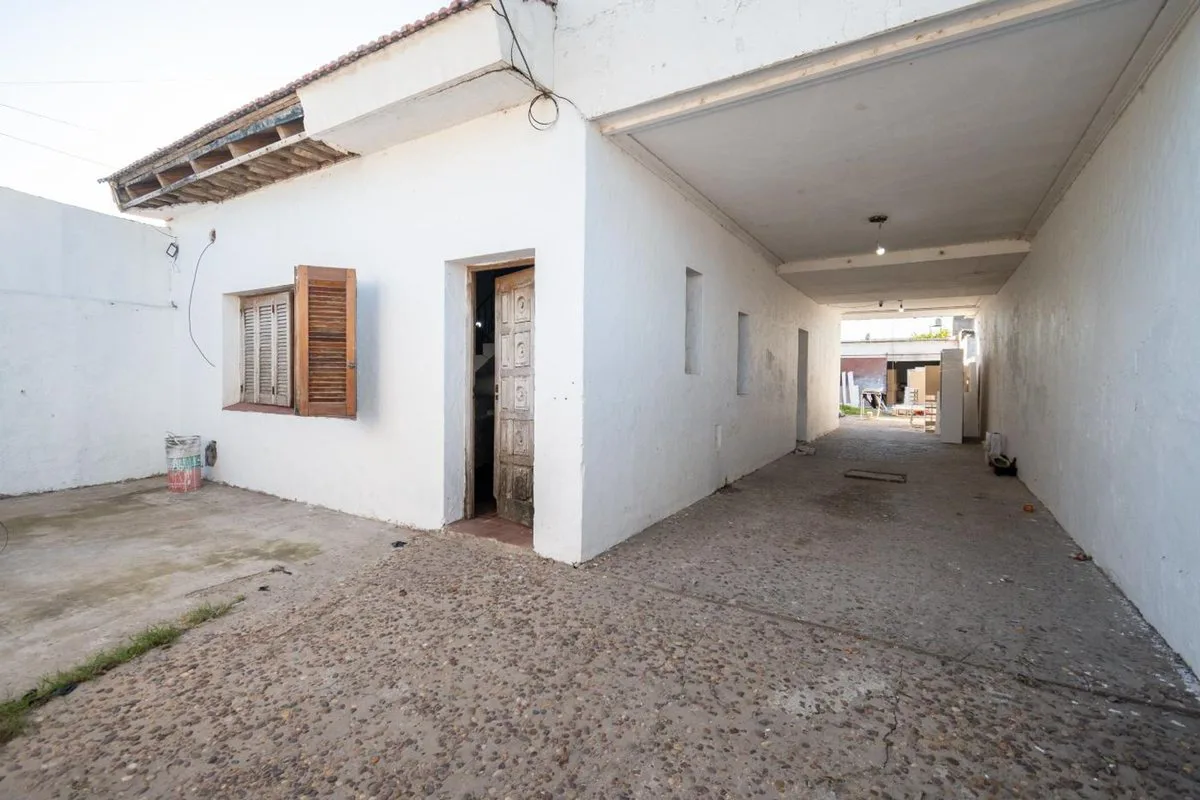 Casa en Venta de 3 Dormitorios foto 2