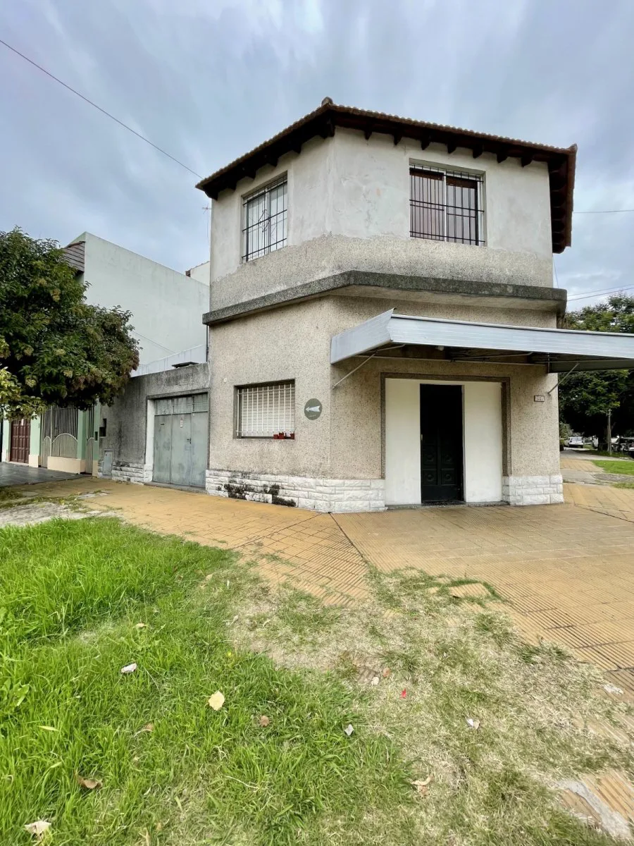 Casa en Jujuy 403, Villa Luzuriaga foto 2