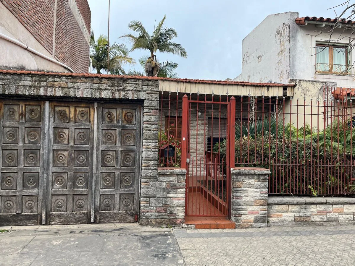 VENTA DE CASA 3 AMB foto 2