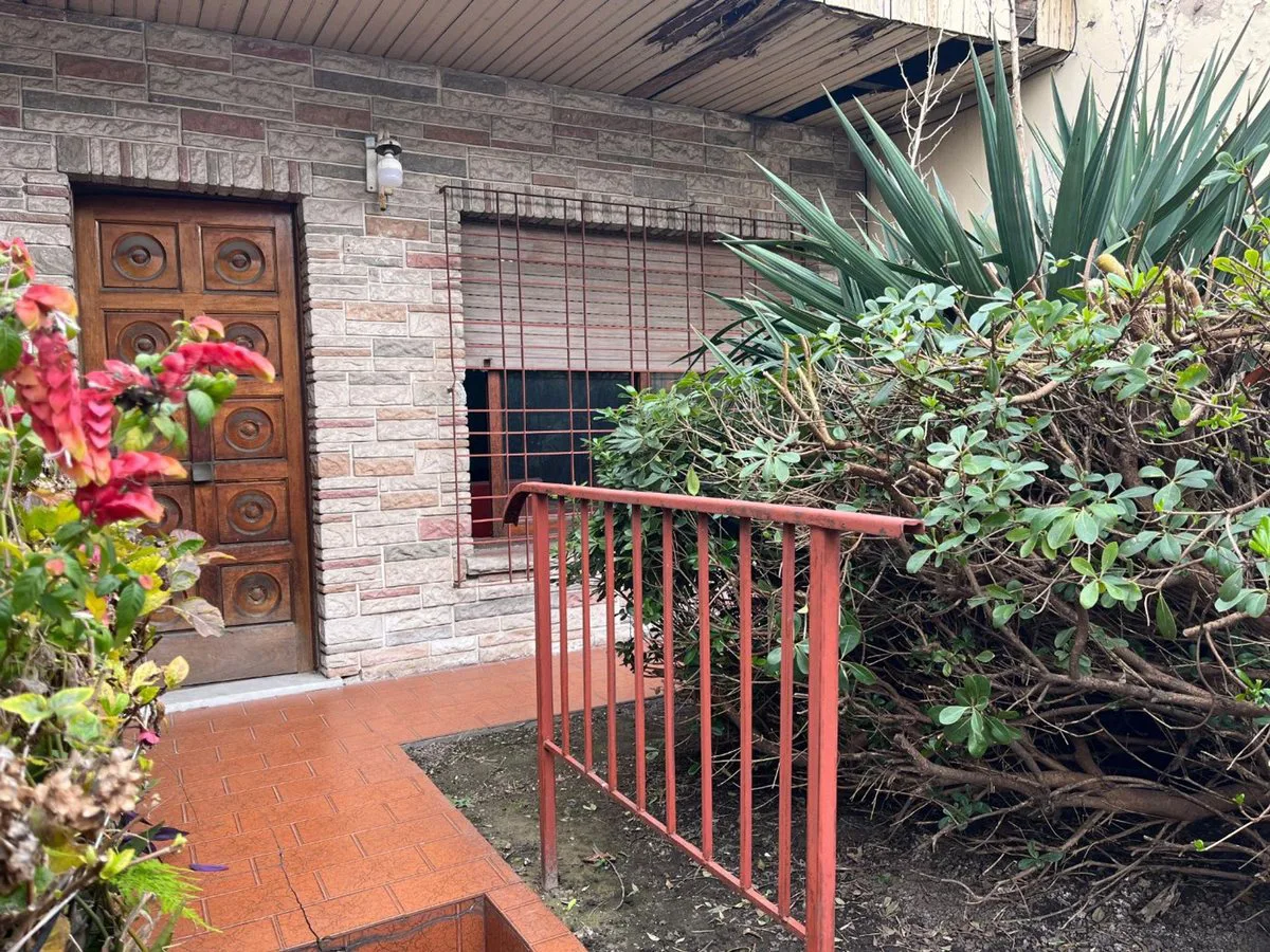 VENTA DE CASA 3 AMB foto 3