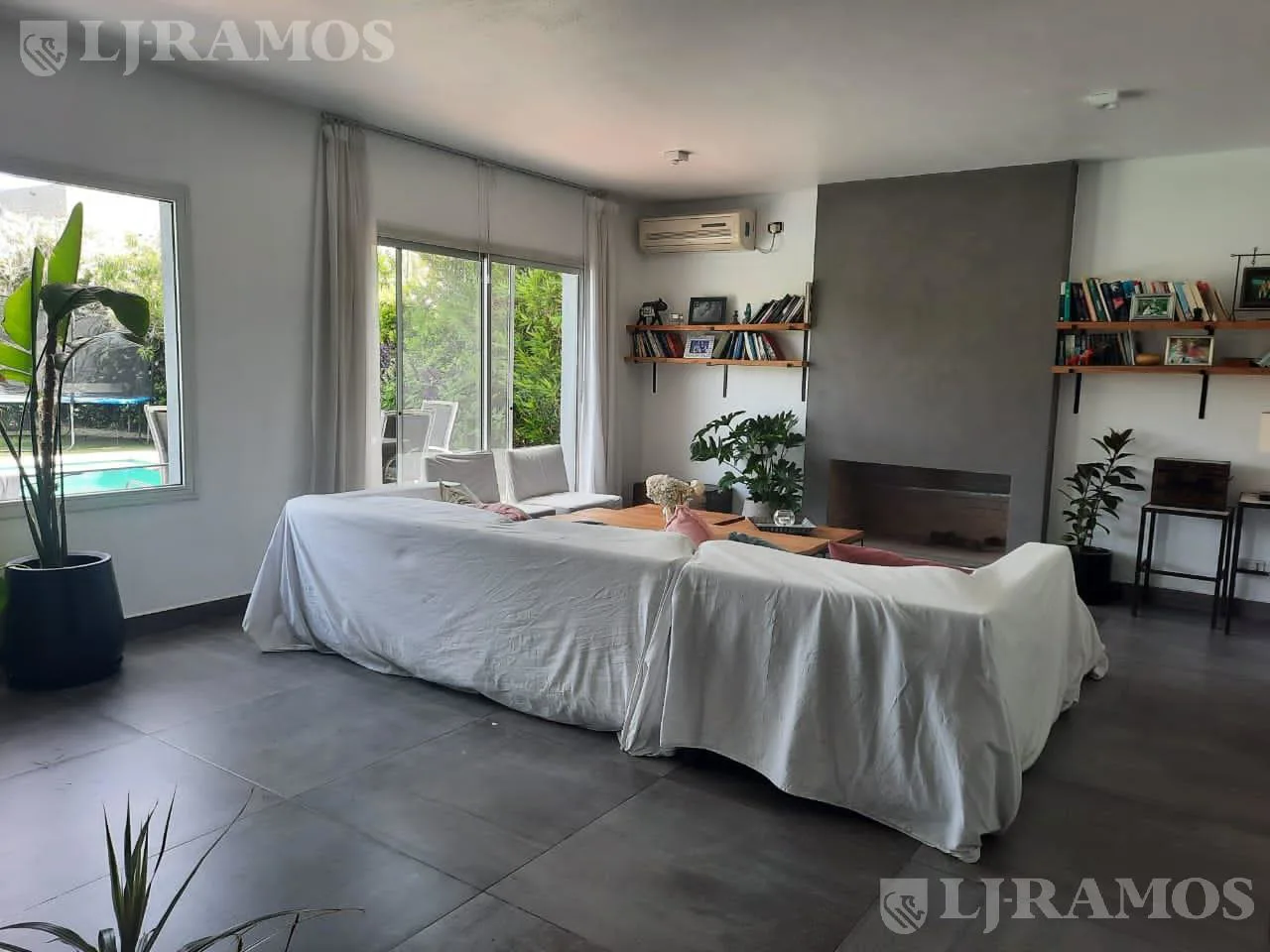Casa con 3 dormitorios - lote interno -en venta en   Talar del lago II foto 2