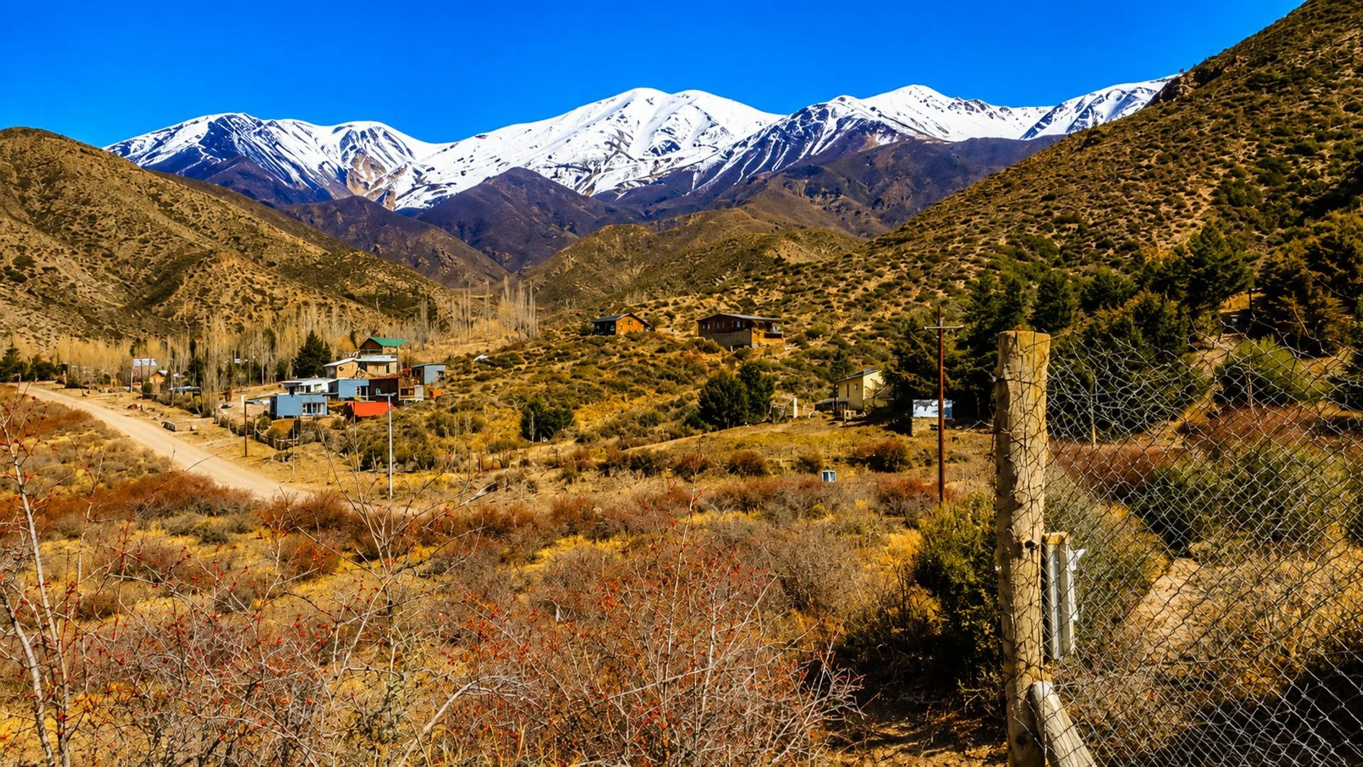 Venta de terreno en Villa Los Zorzales,Potrerillos foto 2