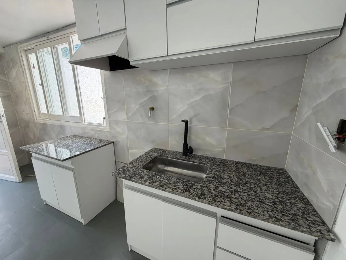 VENTA CASA APTA CREDITO EN GODOY CRUZ 4 DORMITORIO foto 2