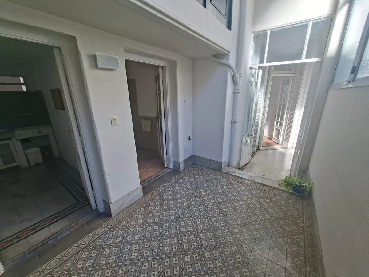 VENTA DEPARTAMENTO DE ESTILO 4 AMB BALVANERA foto 2