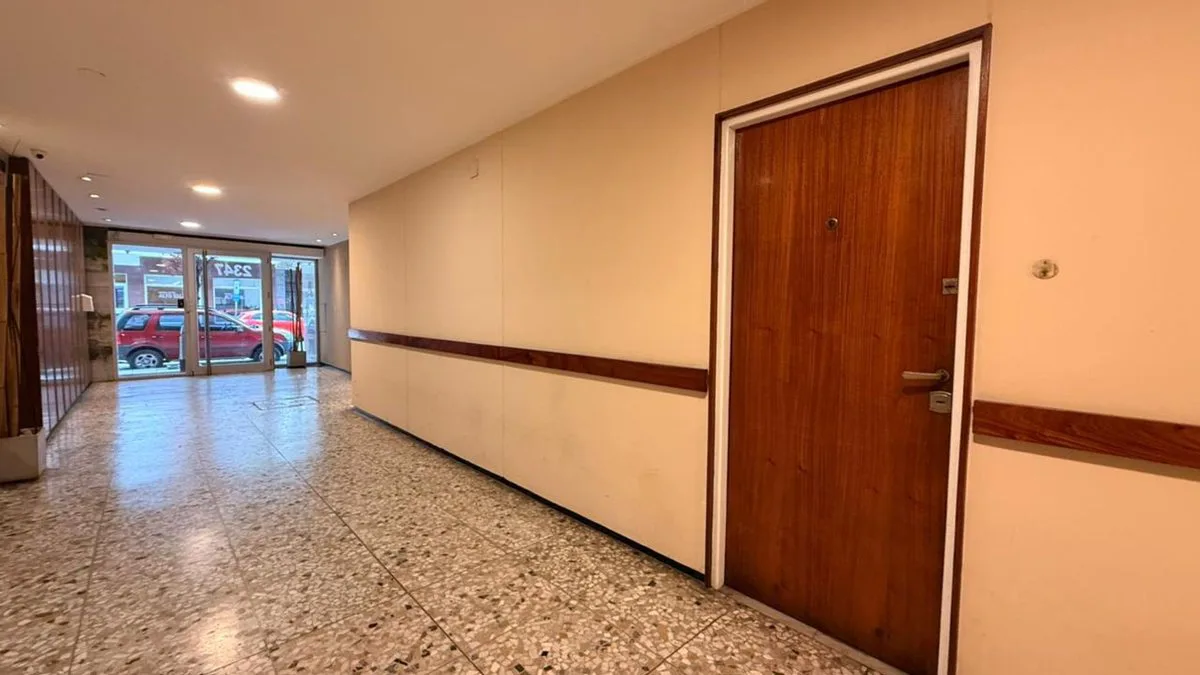 VENTA LOCAL COMERCIAL OPORTUNIDAD PLAZA COLON foto 3