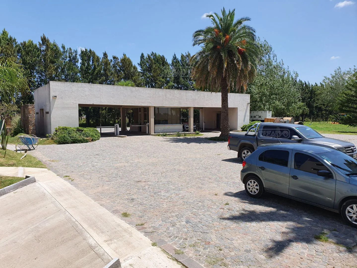 Dean Funes 1600 foto 4