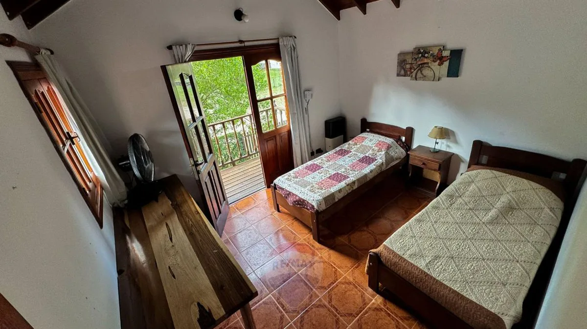VENTA CASA 4 AMBIENTES VALERIA DEL MAR foto 5