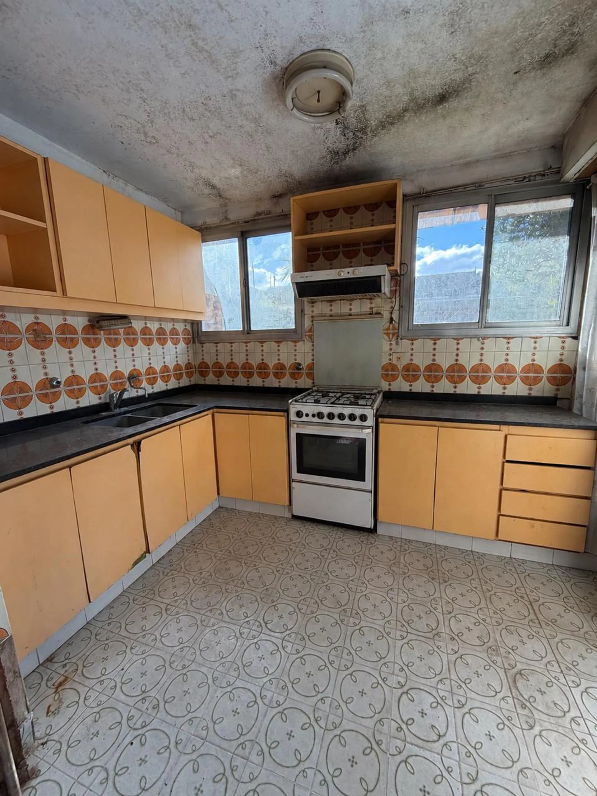 VENTA CASA 5 AMB EN MUNRO IDEAL PARA RECICLAR foto 5