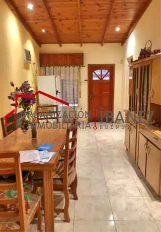 Excelente casa en Padre Ghio al 700, Junín. foto 4