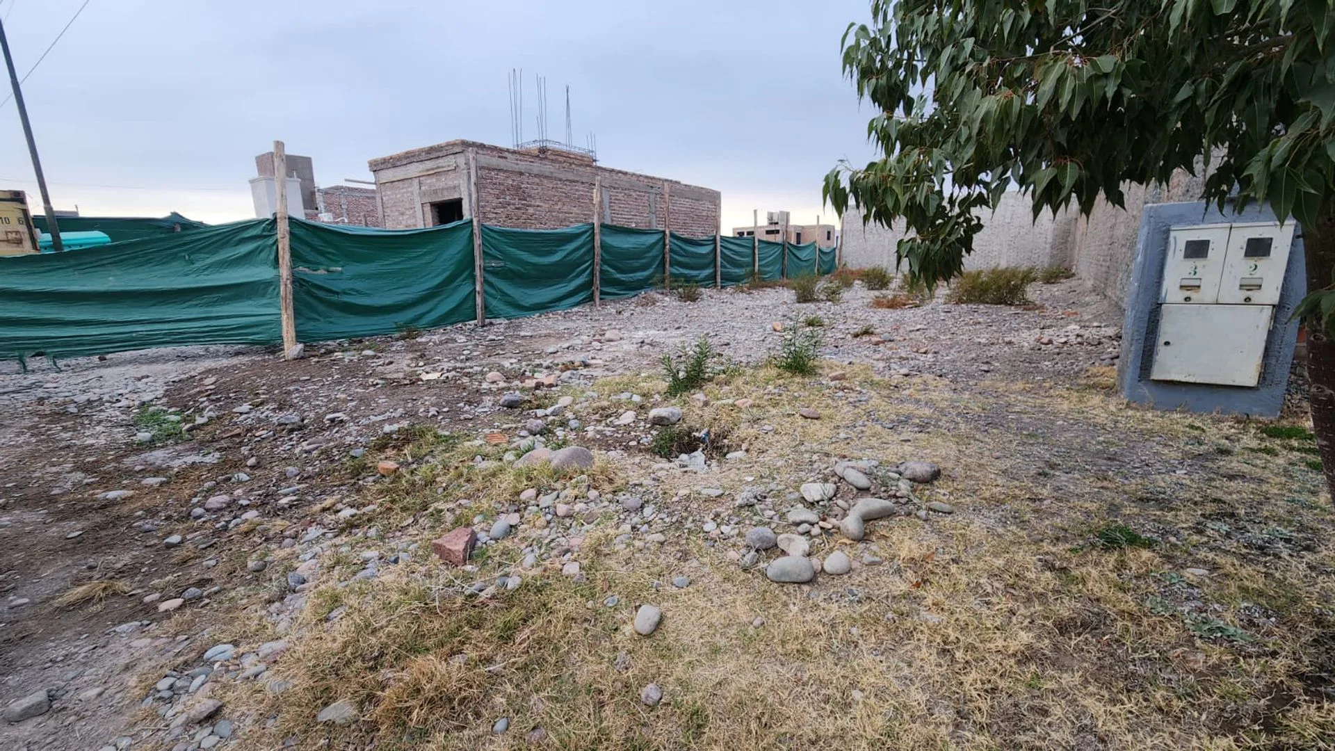VENTA DE LOTE EN BARRIO MUDAP RIVADAVIA foto 3