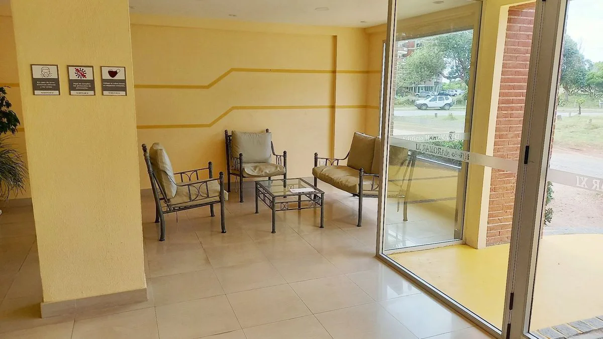 Departamento en Venta en PINAMAR 3 amb PB cochera foto 4