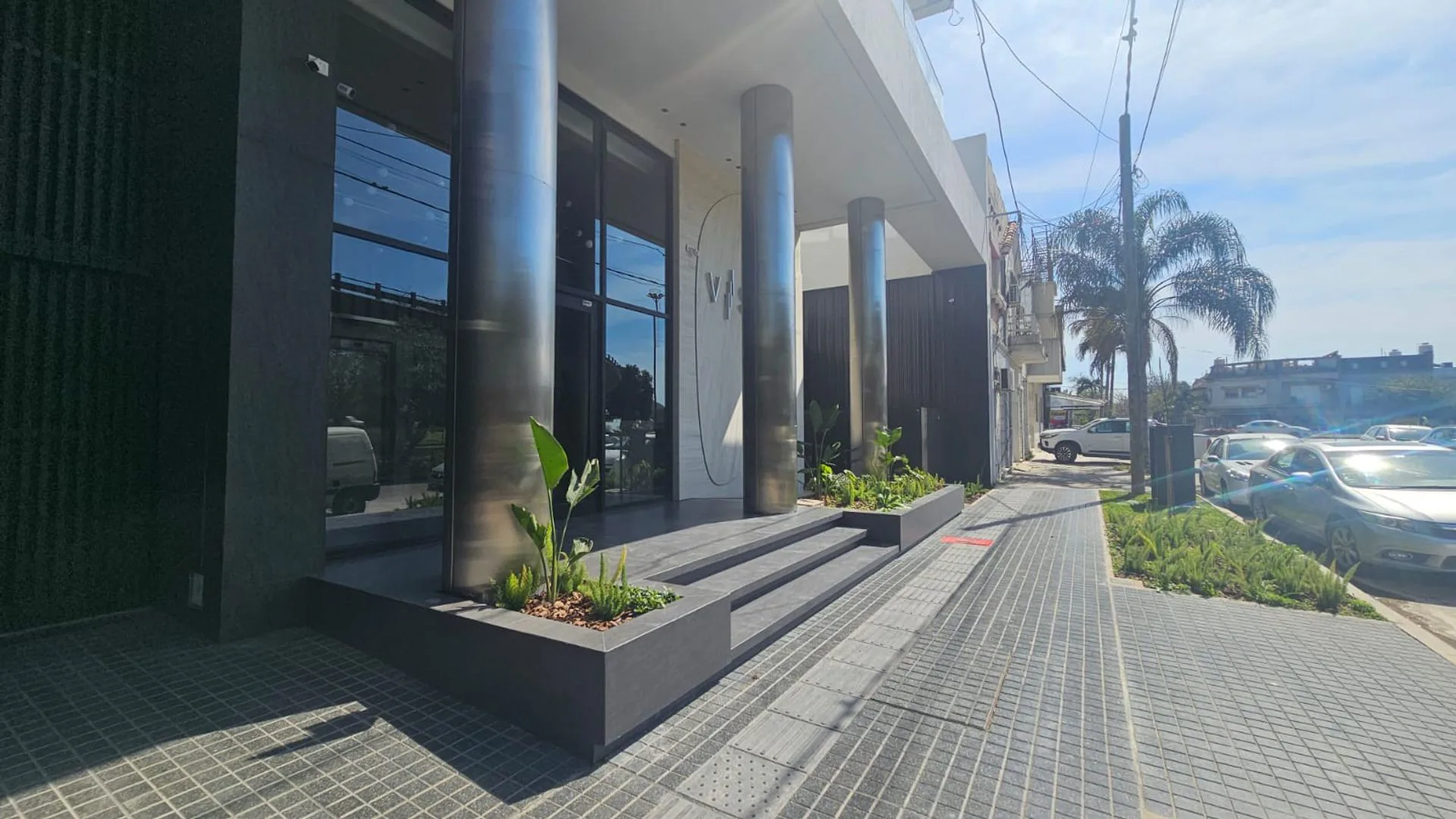 Venta Departamento 2 dorm. al frente en Candioti foto 4