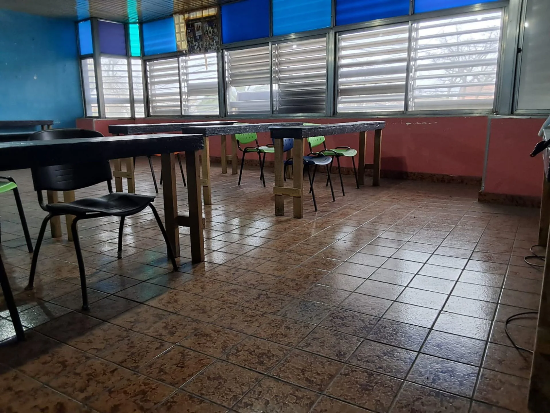 Vende Local en Sarandi foto 4