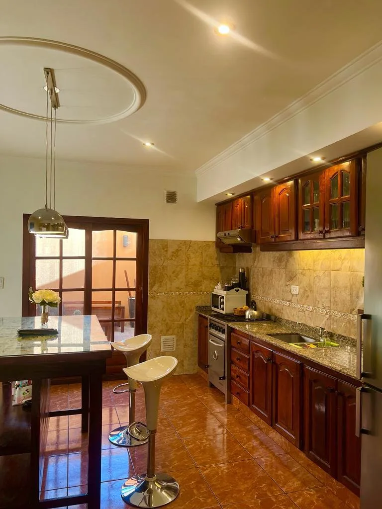 TRIPLEX DE 4 AMBIENTES AMPLIO CON TERRAZA Y PLAYROOM, Cañada de Gomez 5200 - Villa Riachuelo foto 4