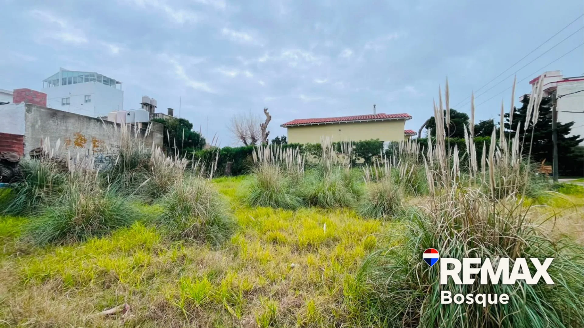 VENTA LOTE MULTIFAMILIAR VILLA GESELL