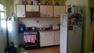 CASA DE 4 AMB EN UNA PLANTA foto 2