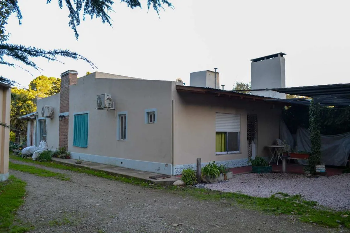 VENTA DE CASA Y CABAÑAS EN SIERRA DE LA VENTANA foto 2