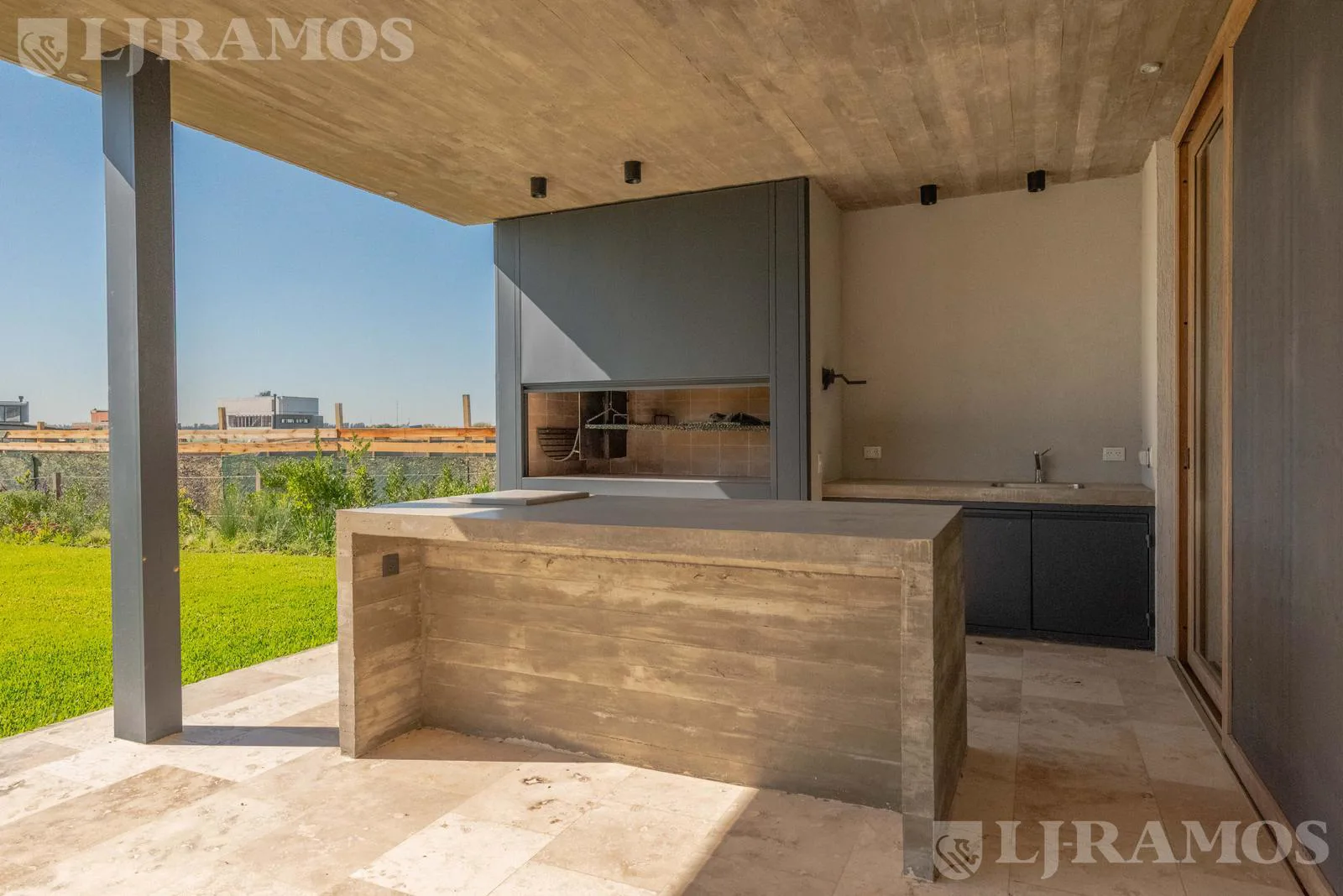 Casa a la laguna con 4 dormitorios en venta en LOS PUENTES - NORDELTA foto 5