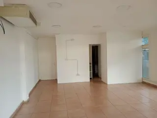 ALQUILER – LOCAL – CENTRO foto 3