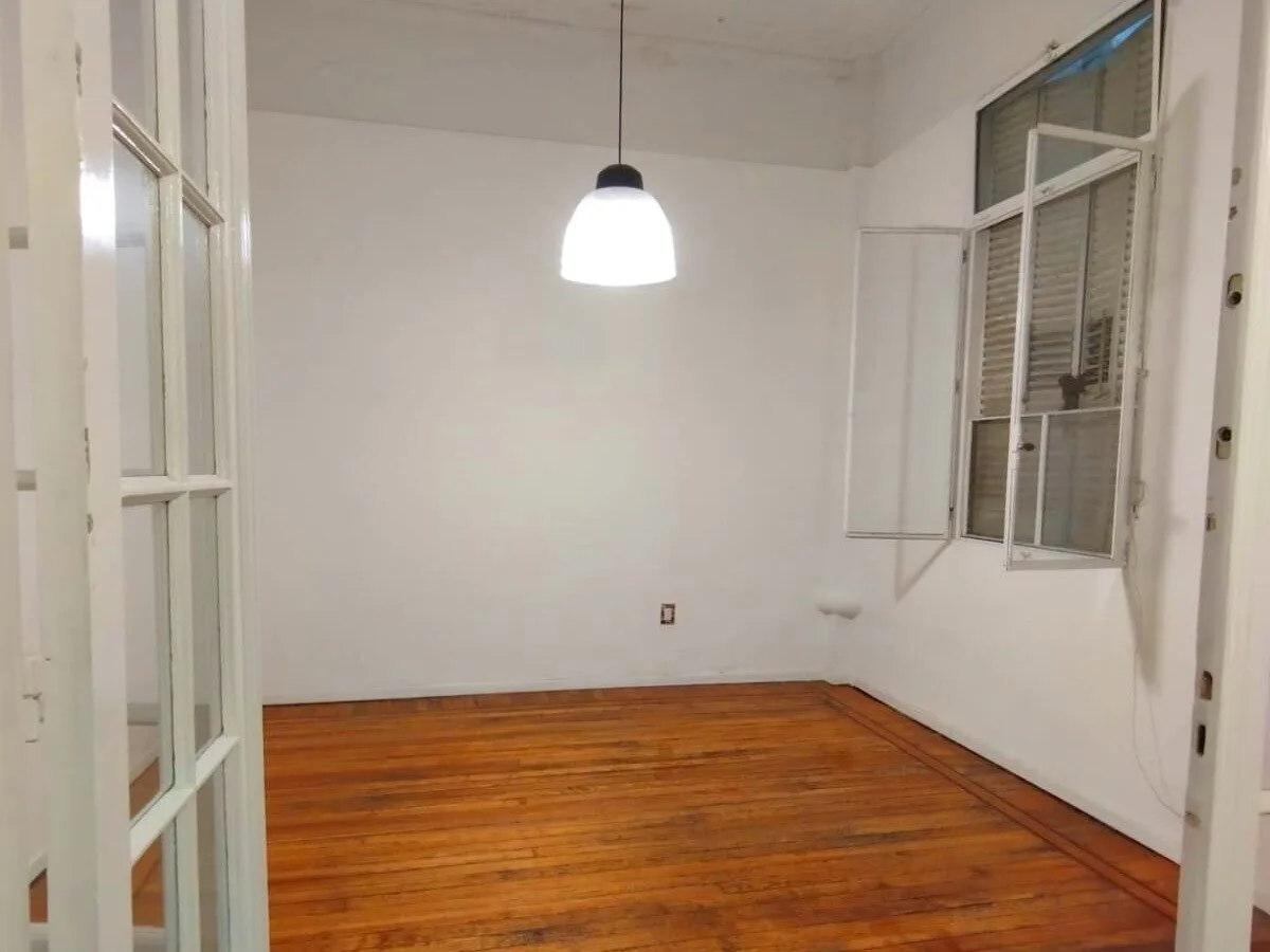 DEPARTAMENTO 2 AMBIENTES PB CON PATIO - SARMIENTO 1400 - SAN NICOLAS - CENTRO foto 3