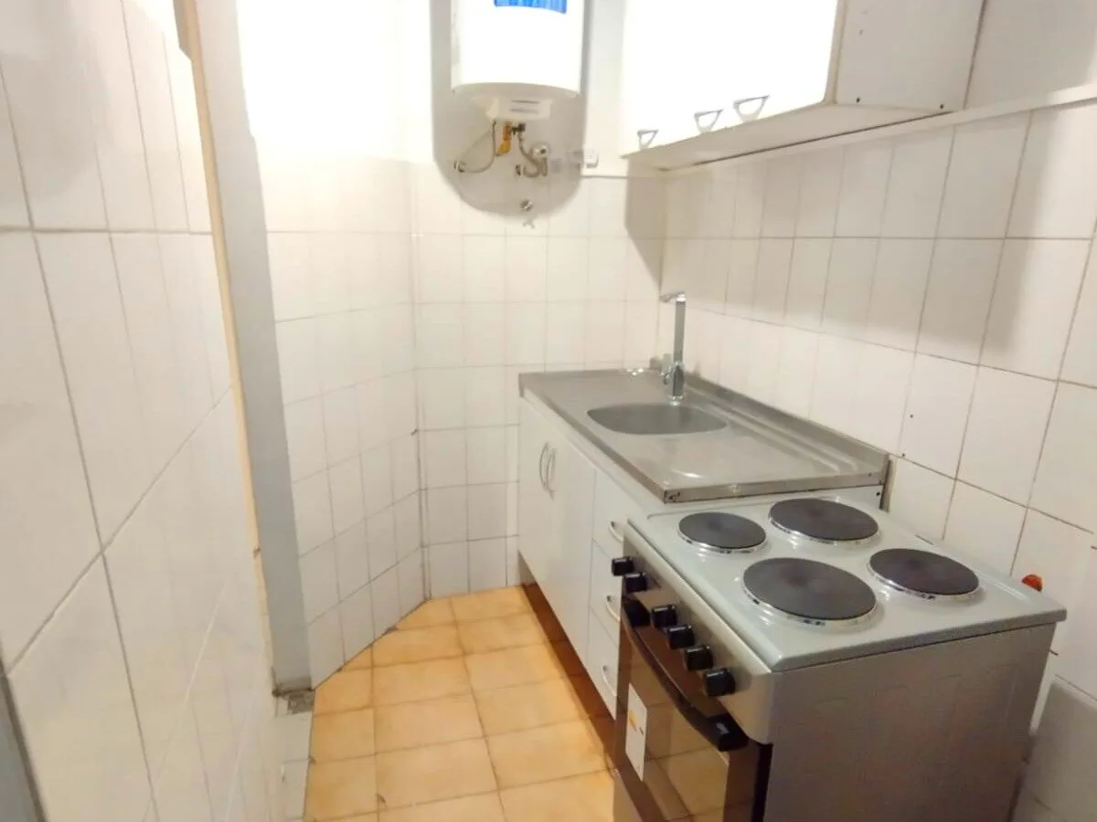 DEPARTAMENTO 2 AMBIENTES PB CON PATIO - SARMIENTO 1400 - SAN NICOLAS - CENTRO foto 4
