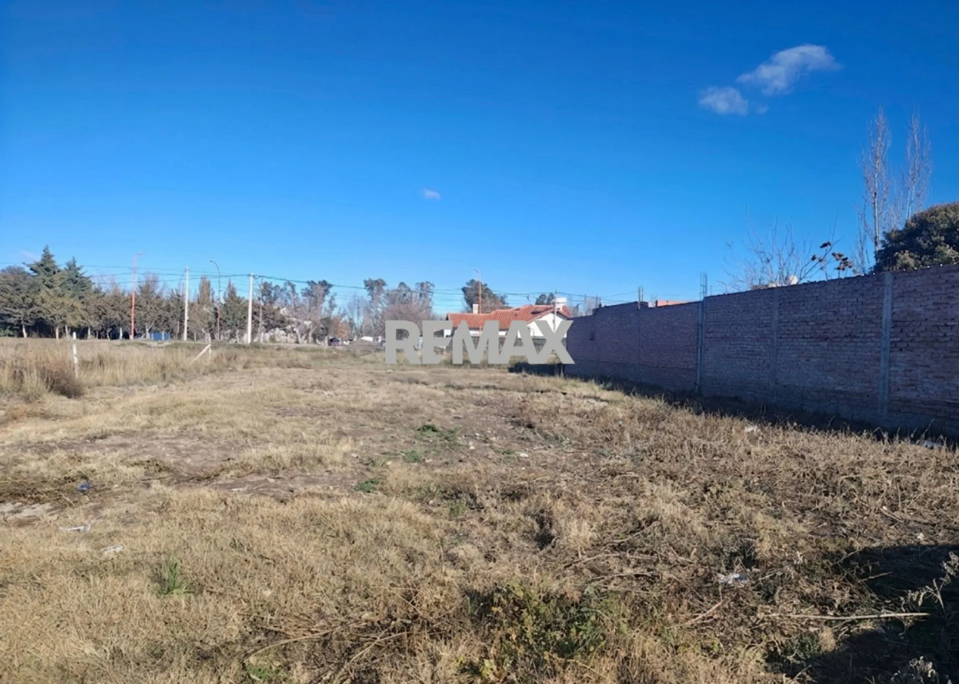 TERRENO EN VENTA EN BARRIO KEN LUMAR- F. ORO foto 3