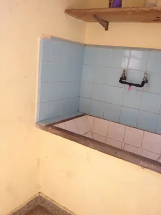 Alquiler de departamento con tres habitaciones y amplia terraza en Burzaco foto 3