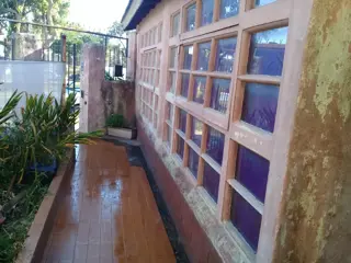 Se vende Ph en planta baja con local foto 2