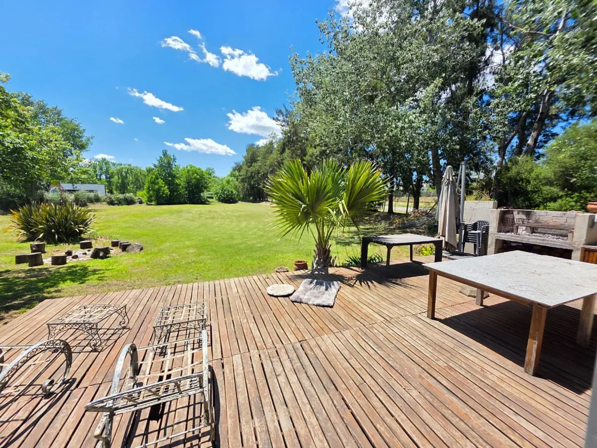 ALQUILER COMERCIAL CASA GRAN LOTE ZONA NORDELTA foto 2