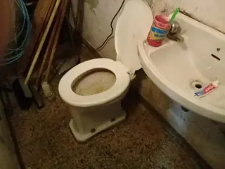 LOCAL CON GAS Y BAÑO foto 4
