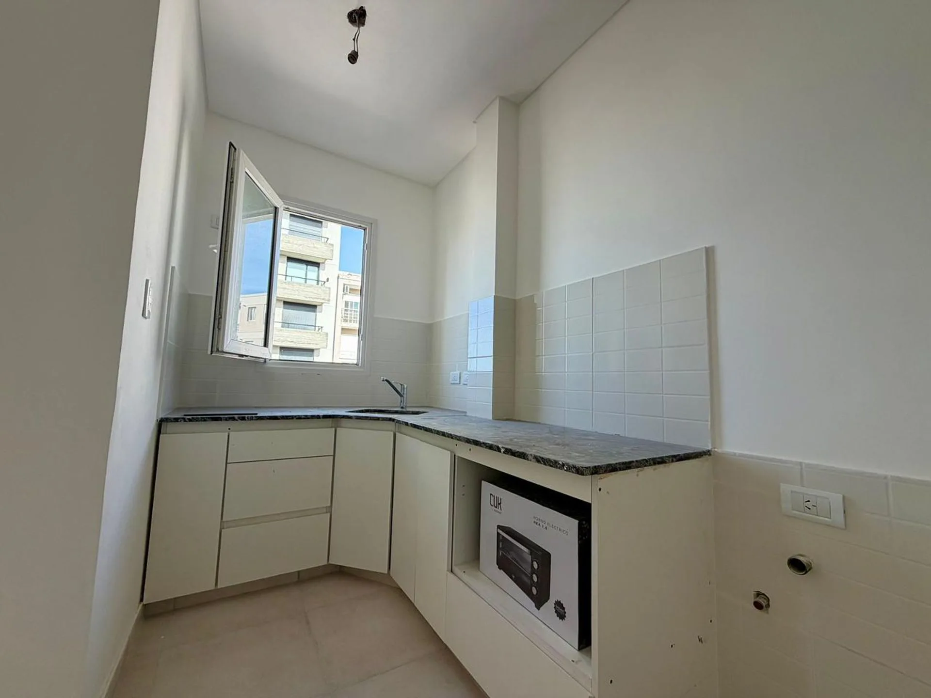 VENTA FUNCIONAL EN CASTELLI 165, A ESTRENAR foto 3