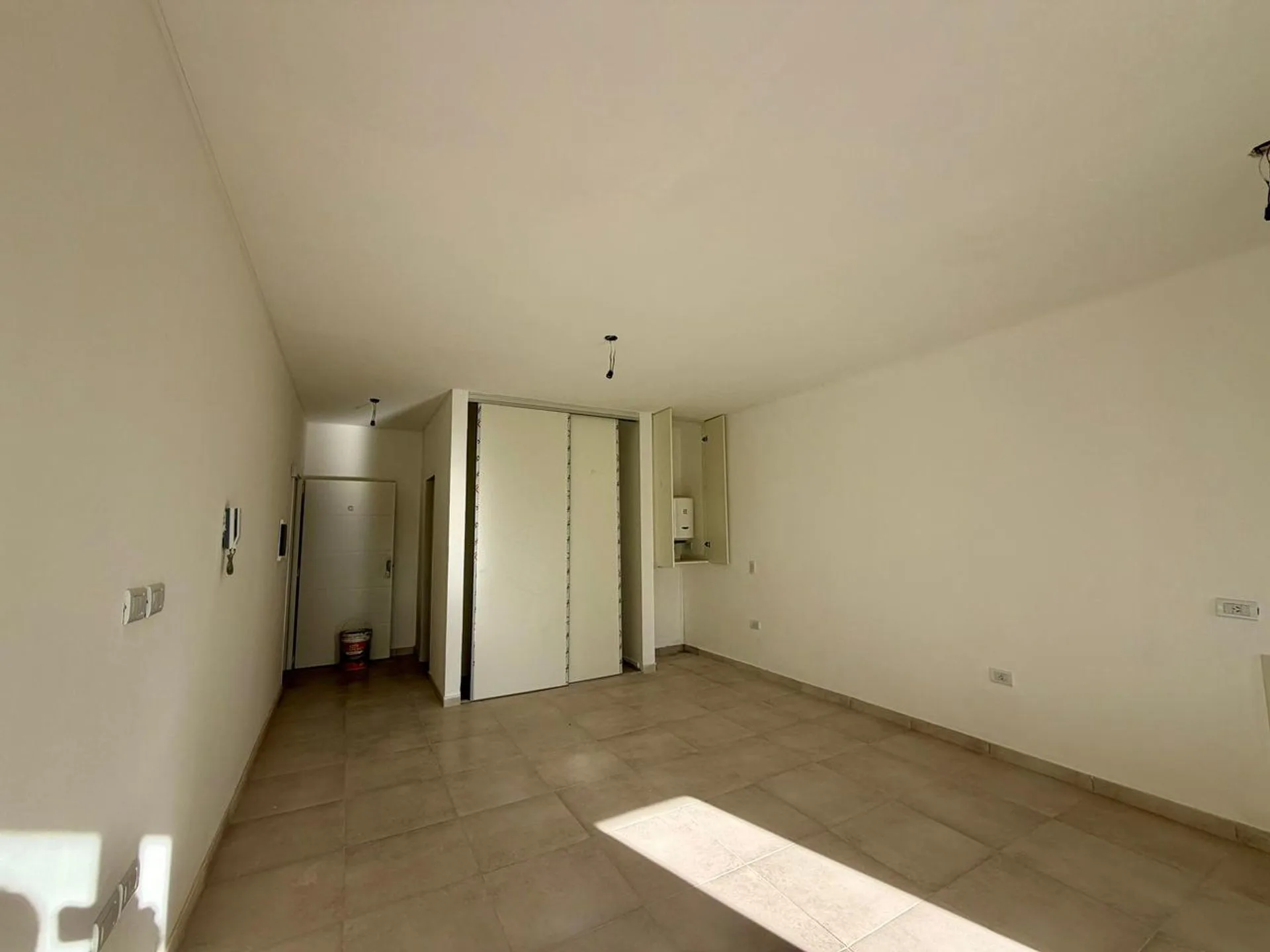 VENTA FUNCIONAL EN CASTELLI 165, A ESTRENAR foto 4