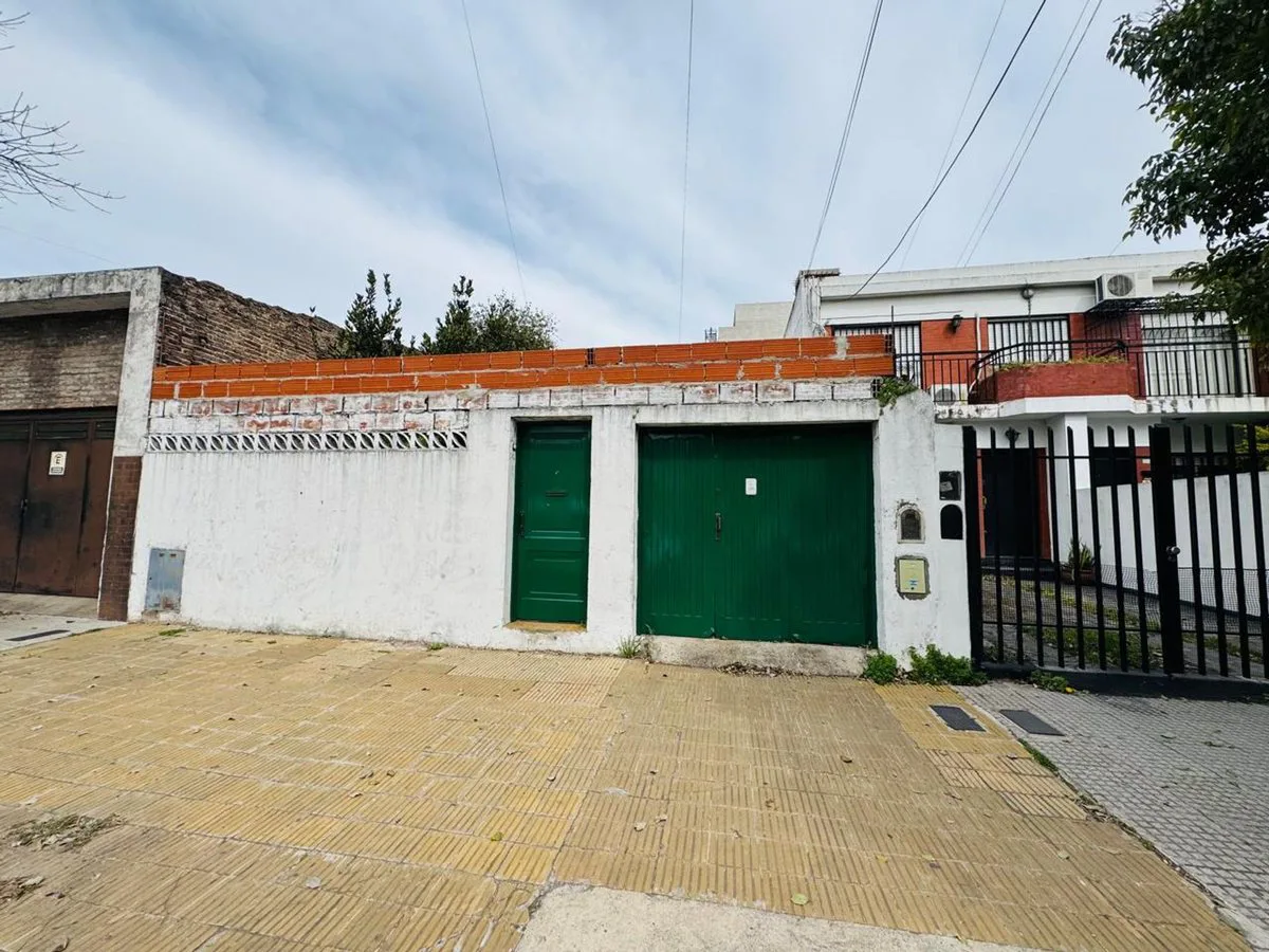 VENTA LOTE EXCELENTES MEDIDAS EN MONTE CASTRO foto 2