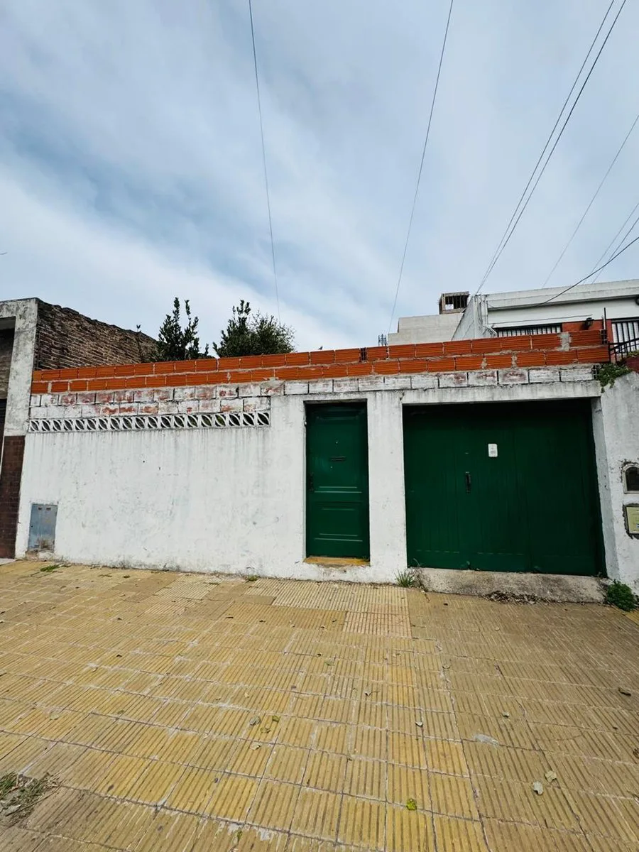 VENTA LOTE EXCELENTES MEDIDAS EN MONTE CASTRO foto 3