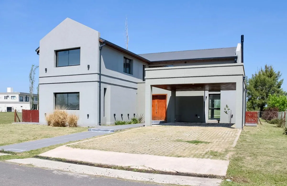 VENTA CASA A ESTRENAR LA RINCONADA COUNTRY CLUB foto 3