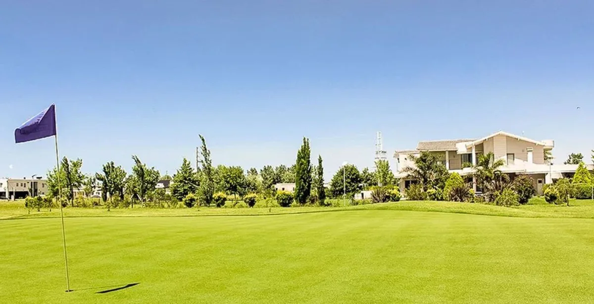 TERRENO EN VENTA FINCAS DE SAN VICENTE FONDO GOLF foto 5