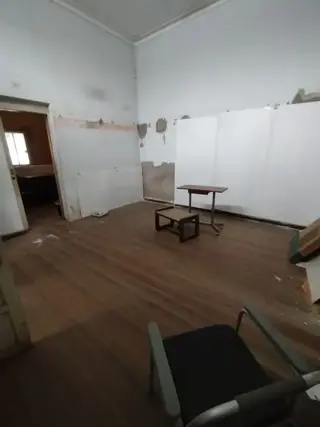 Venta de PH a refaccionar de 3 dormitorios y patio en pleno Recoleta foto 4