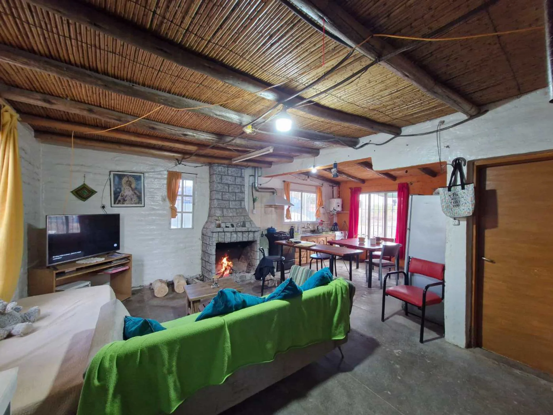 CASA EN ULLUM. 1 DORMITORIO 1 BAÑO COCINA/COMEDOR foto 2