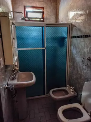 GUIDEK - STASIUK PROPIEDADES VENDE HERMOSA CASA foto 3