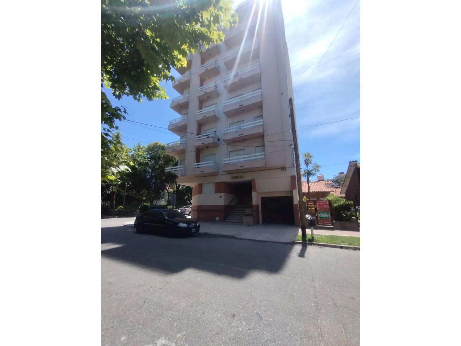 Bright 1-Bedroom Apartment with Terrace Balcony in Miramar, Arenas Building – photo 9 of 9